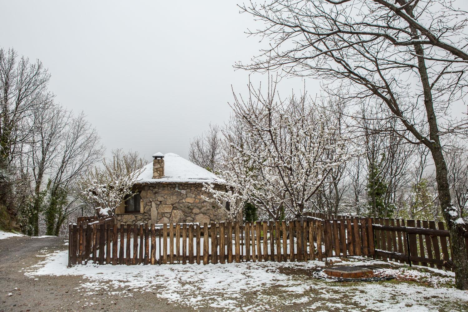 Albergue El Solitario Banos De Montemayor Extérieur photo